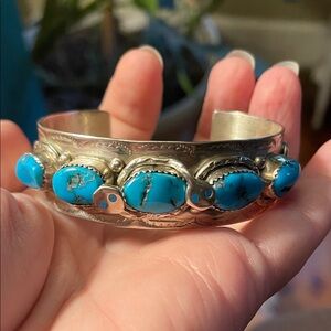 Vintage Native American Turquoise and Silver Women's Bracelet